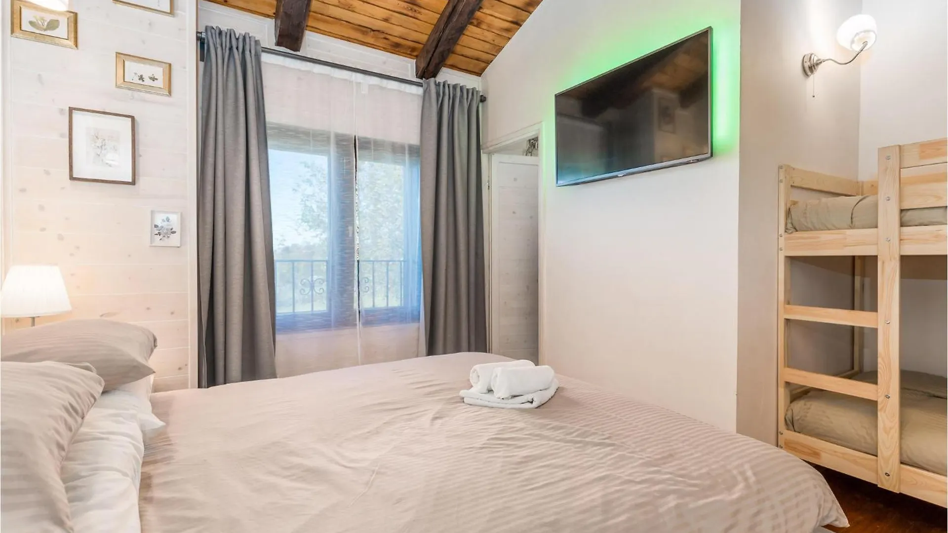 펜션 Amazing Home In Lisac With Wifi Lipa 크로아티아